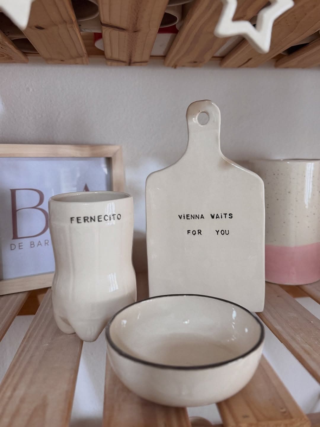 Bandeja Decorativa Oval — Cerámica artesanal venta minorista y mayorista Bya de Barro y Amor